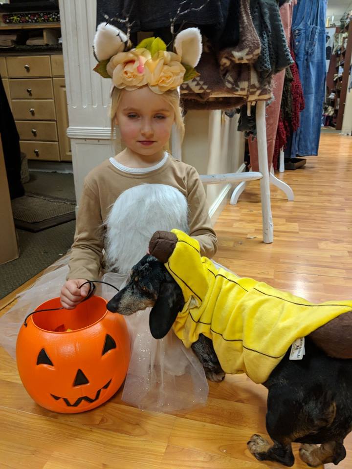 Trick-or-Treat Street - 7